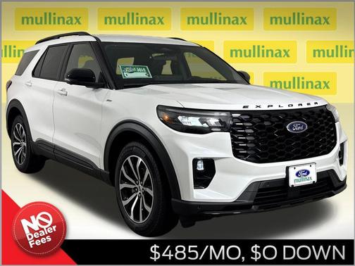Star White 2026 Ford Explorer ST-Line