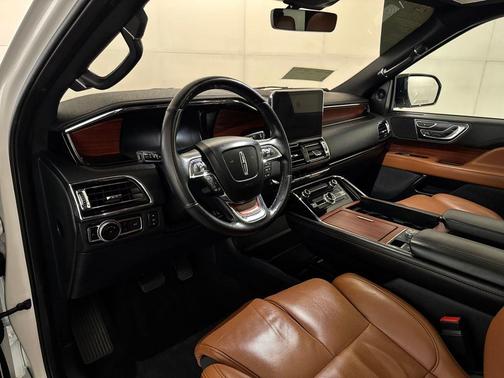 2021 Lincoln Navigator L Reserve