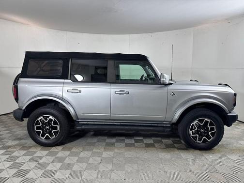 2021 Ford Bronco Outer Banks