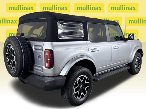 2021 Ford Bronco Outer Banks