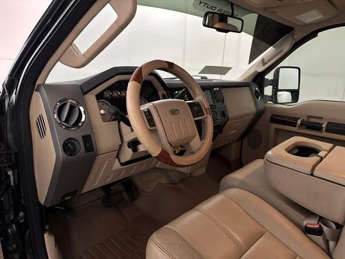 2008 Ford F-450 Lariat