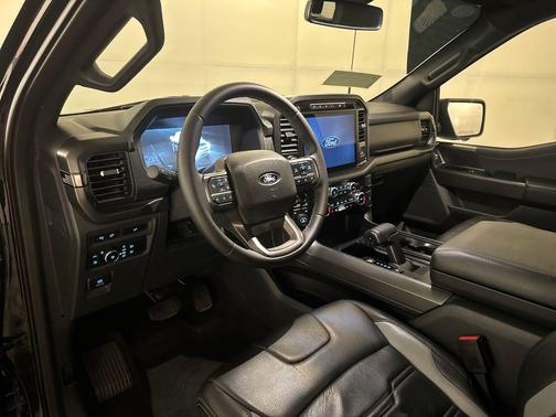 Agate Black Metallic 2024 Ford F-150 XLT