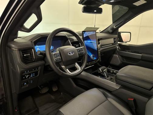 2023 Ford F-150 Lightning LARIAT