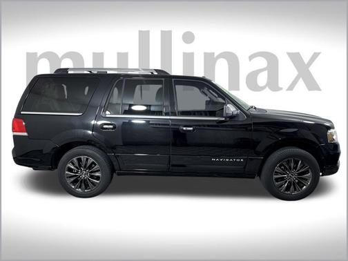 2016 Lincoln Navigator Select