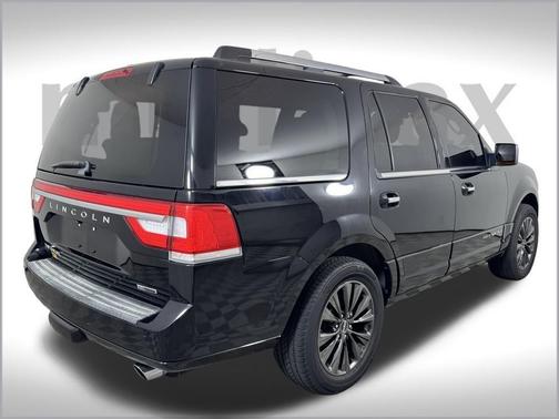 2016 Lincoln Navigator Select