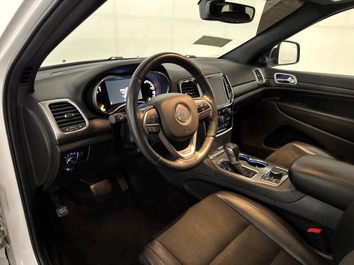 2022 Jeep Grand Cherokee WK Laredo