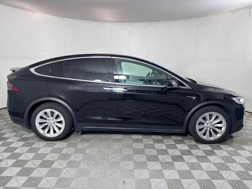 2020 Tesla Model X Long Range
