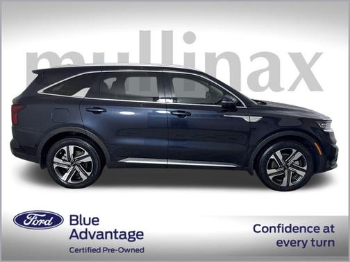 2022 Kia Sorento Plug-In Hybrid SX