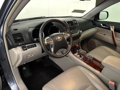 2012 Toyota Highlander Limited