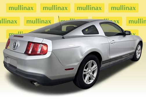 2012 Ford Mustang V6