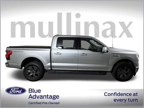 2023 Ford F-150 Lightning LARIAT
