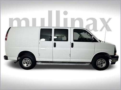 2022 GMC Savana 2500 Work Van