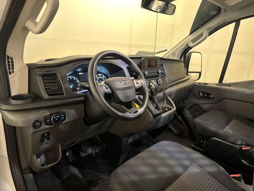 Oxford White 2024 Ford Transit-250 Base