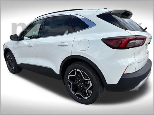2026 Ford Escape Platinum
