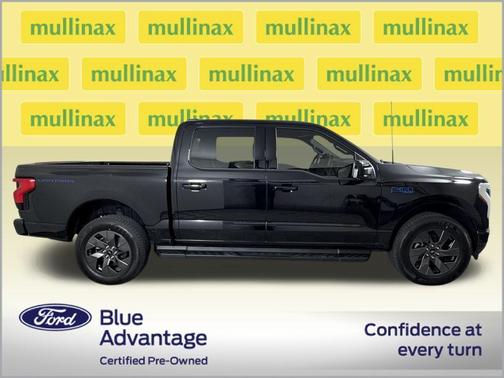 2025 Ford F-150 Lightning LARIAT