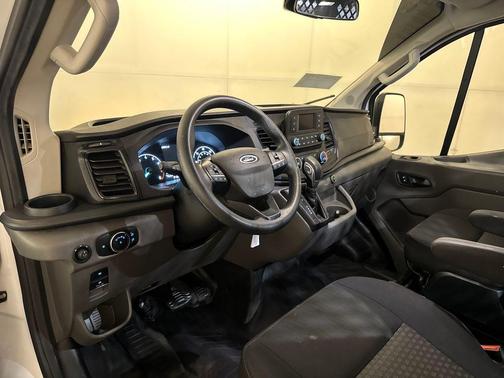 Oxford White 2021 Ford Transit-250 Base