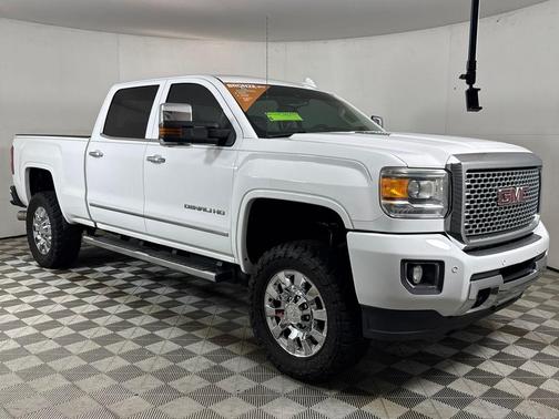 2015 GMC Sierra 2500 Denali