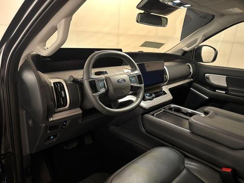 Gray Metallic 2025 Ford Expedition Active