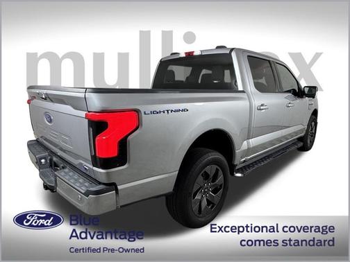 2022 Ford F-150 Lightning XLT