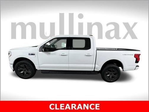2025 Ford F-150 Lightning Flash