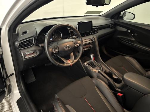 2020 Hyundai Veloster 2.0 Premium