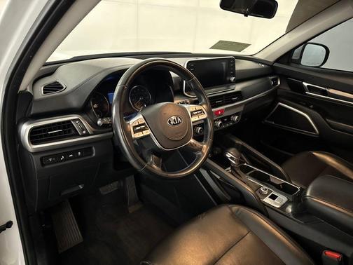 2020 Kia Telluride LX