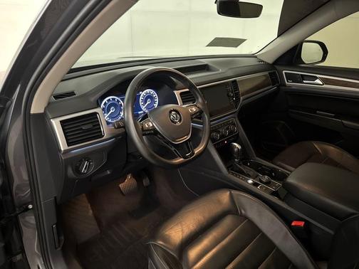 2019 Volkswagen Atlas 3.6L SEL Premium