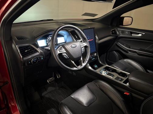 2024 Ford Edge ST