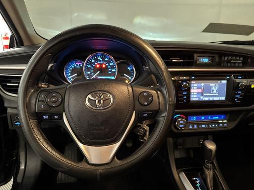 Black Sand Pearl 2016 Toyota Corolla LE