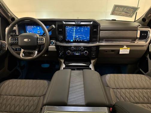 2025 Ford F-250 Platinum