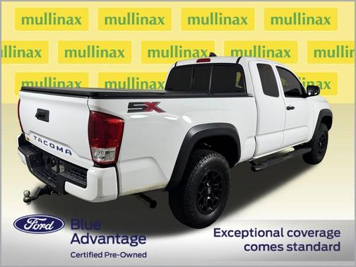White 2022 Toyota Tacoma SR