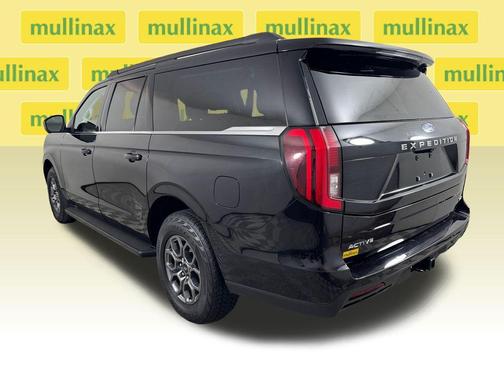 Black Metallic 2025 Ford Expedition Max Active