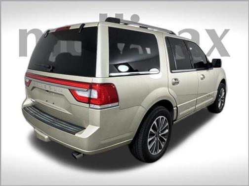 2017 Lincoln Navigator Select
