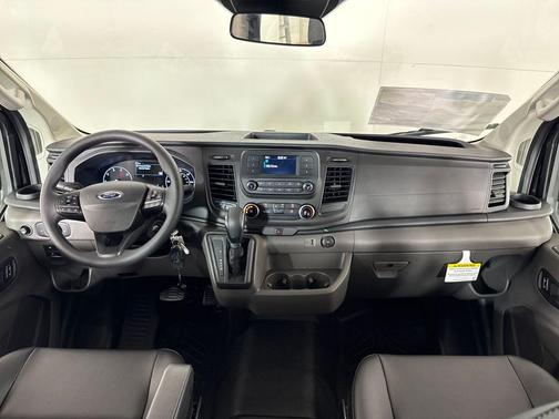 2025 Ford Transit-350 XL