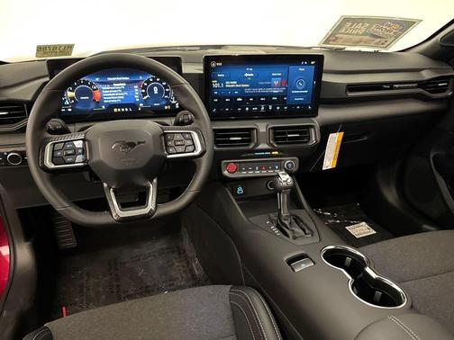 2025 Ford Mustang EcoBoost