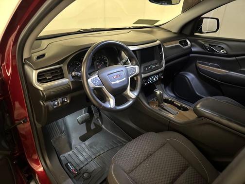 2017 GMC Acadia SLE-1