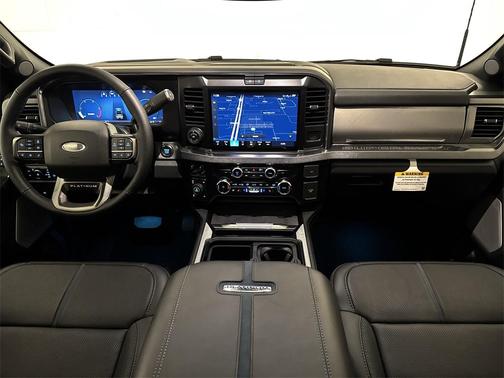 2025 Ford F-250 Platinum