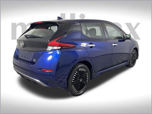 2023 Nissan Leaf SV PLUS