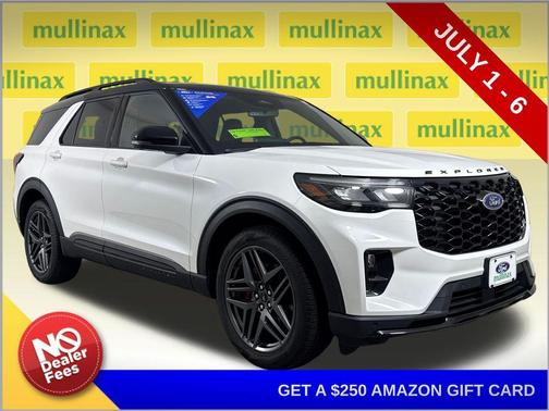 Star White 2025 Ford Explorer ST