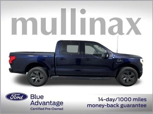 2023 Ford F-150 Lightning LARIAT