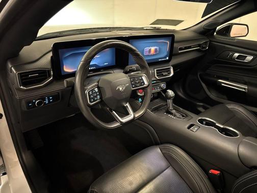 Oxford White 2024 Ford Mustang EcoBoost Premium