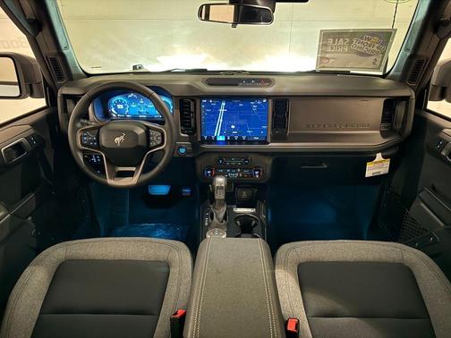 Oxford White 2026 Ford Bronco Big Bend