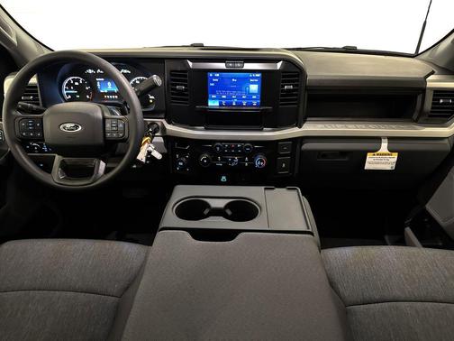 2025 Ford F-250 STX