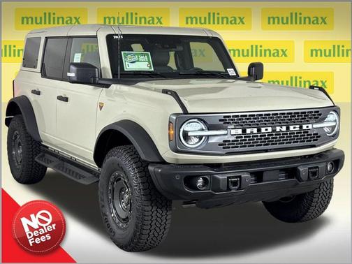 Desert Sand 2025 Ford Bronco Badlands