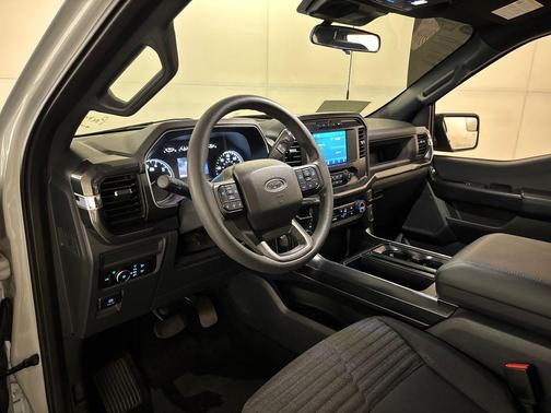 Avalanche 2023 Ford F-150 XL