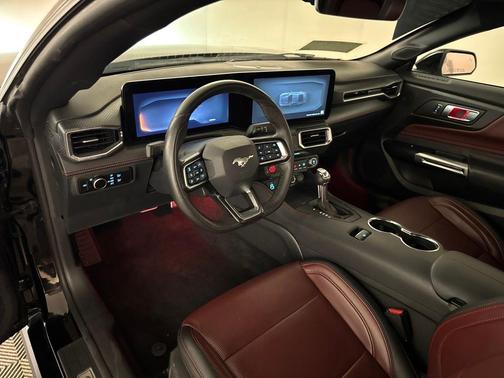 2025 Ford Mustang EcoBoost Premium