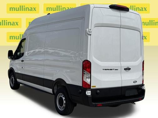 Oxford White 2026 Ford Transit-250 Base