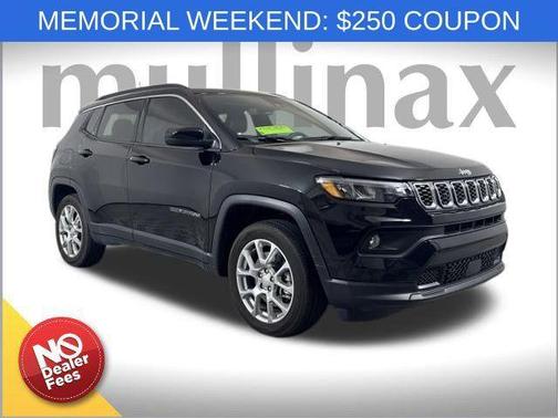 2024 Jeep Compass Latitude Lux