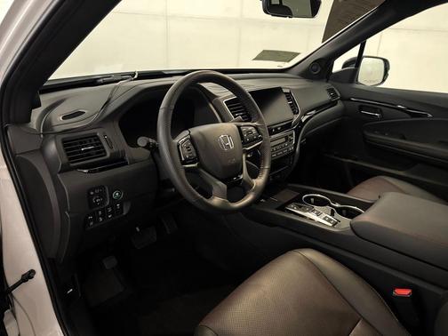 2024 Honda Ridgeline Black Edition