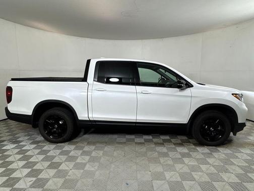 2024 Honda Ridgeline Black Edition